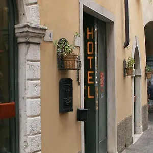 Modena Old Town Hotel Malcesine